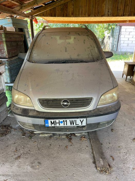 Vand Opel Zafira 2.0 DTI pentru piese