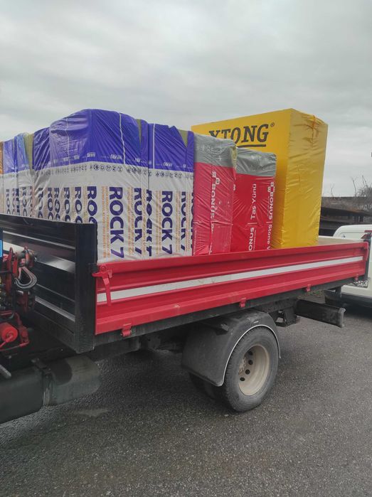 Транспортни услуги.Тристранен самосвал с кран