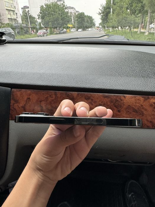 Продаёться айфон 14 про