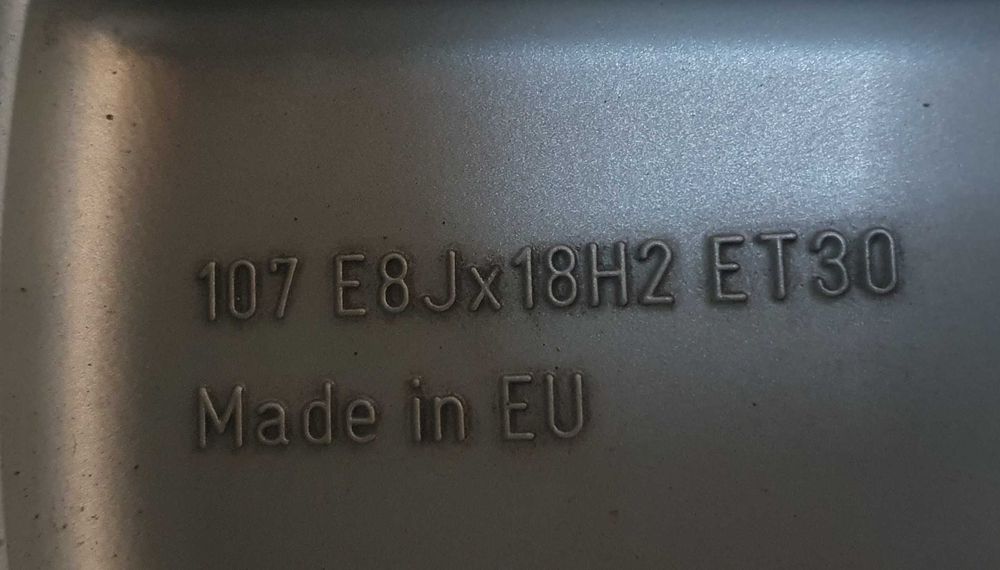 Оригинални джанти за  Лексус 18" 5x114  с гуми Maxxis 235/65 R18