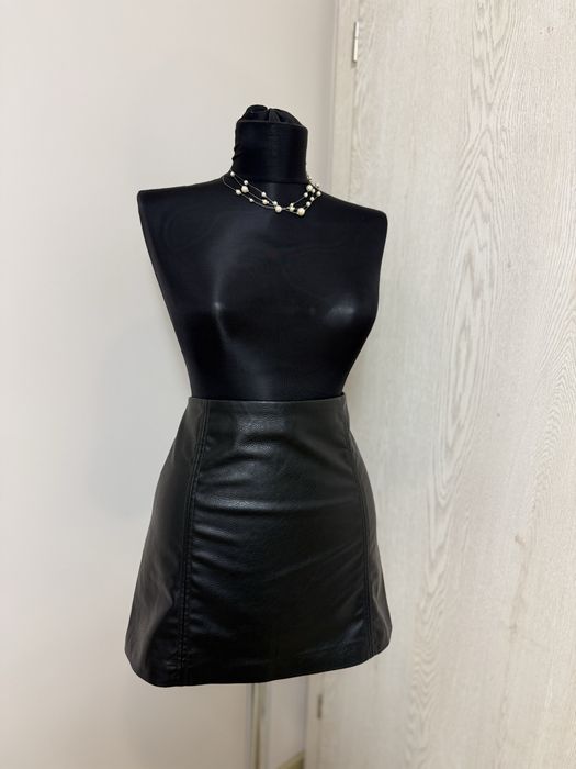 Fusta H&M, marimea M
