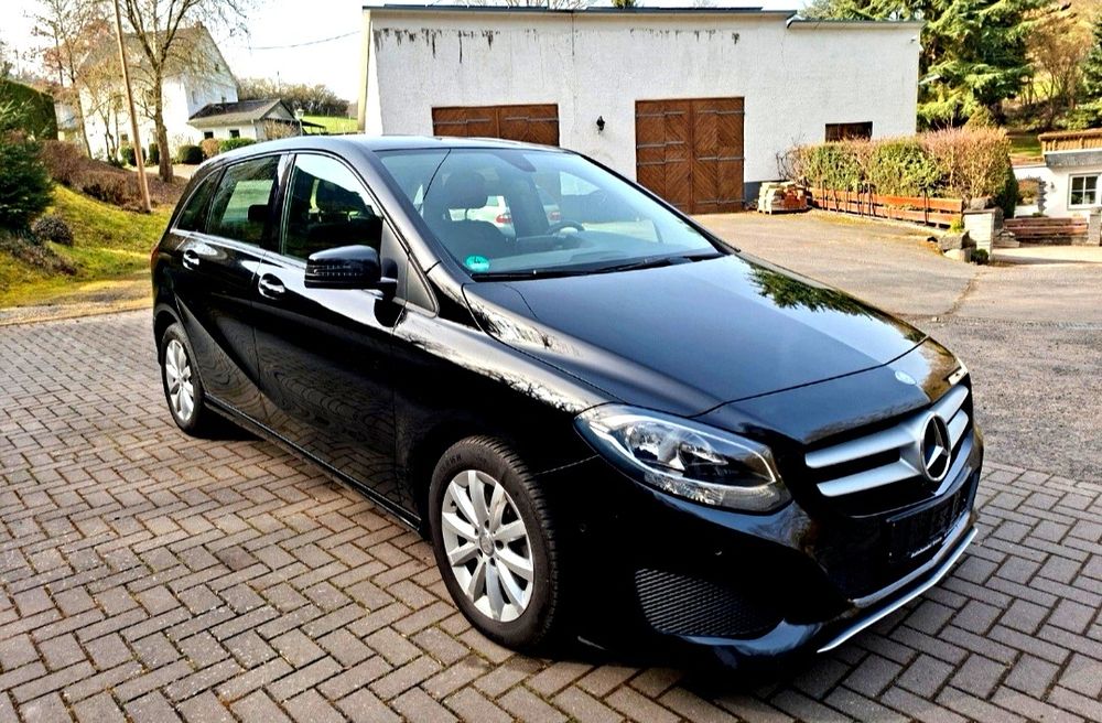Mercedes B Class - An 2016-Diesel 2.2---136 cp--Automat