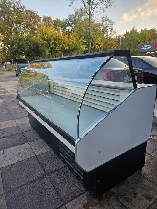 Холодилник ветрина