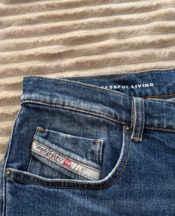 Diesel,blugi pt.bărbați,măr.M(33)