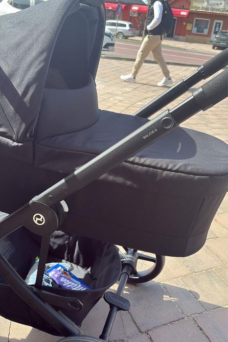 Vând Carucior Cybex Balios S Lux