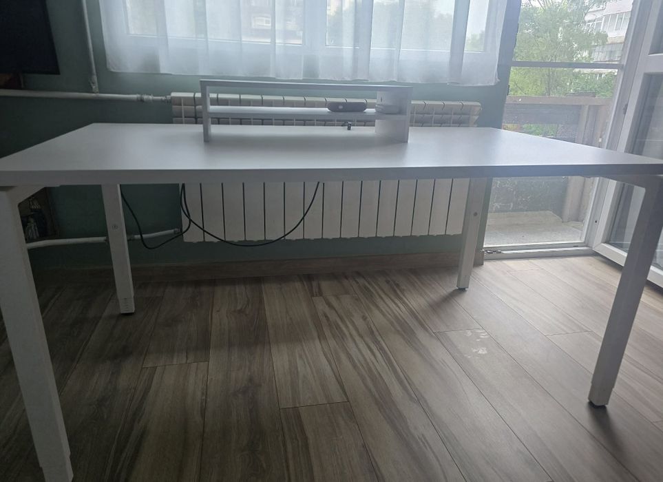 Офис бюро като ново