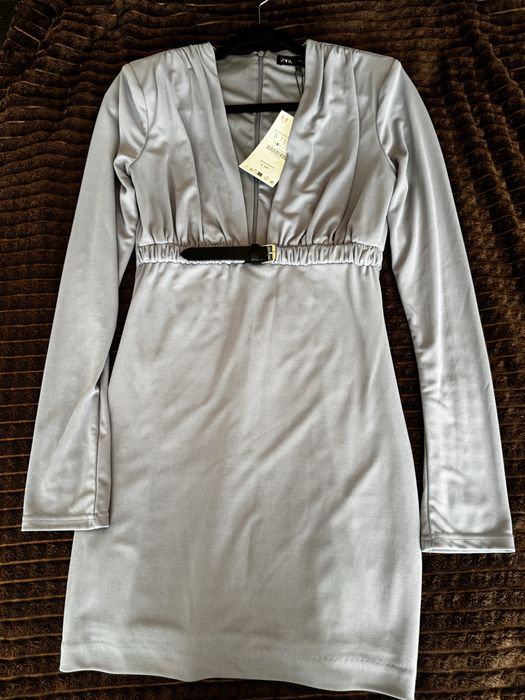 Нова светло синя рокля Zara
