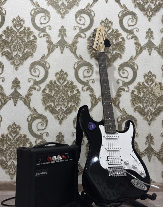 Электрогитара Levinson