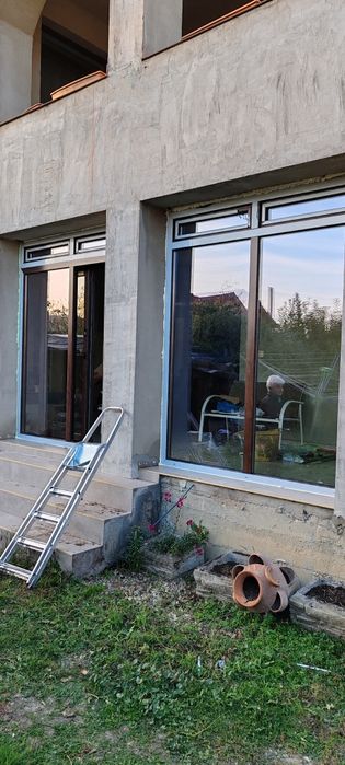 Termopane și Rulouri Exterioare