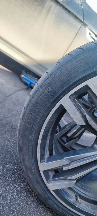 245/40R19 в хорошем состоянии