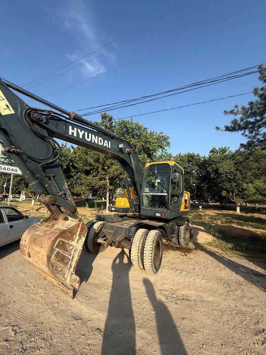 Ekskavator sotiladi 140 talik