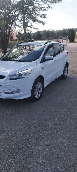FORD  KUGA  4x4-2016
