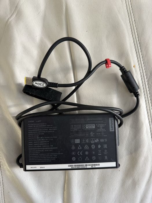 Incarcator Lenovo 300W 15A/Lenovo 230 W