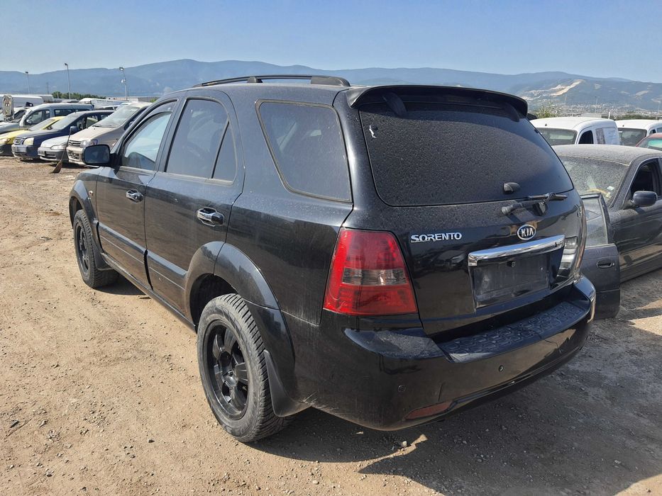 На части! Kia Sorento 2.5 CRD