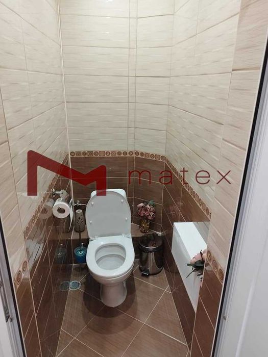 Продава се Четиристаен апартамент в Варна, Левски - 110 кв.м за 1882 €/кв.м - Снимка #12