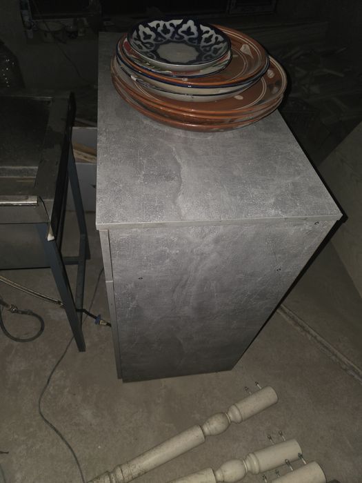 Продам  тумбу для официанта