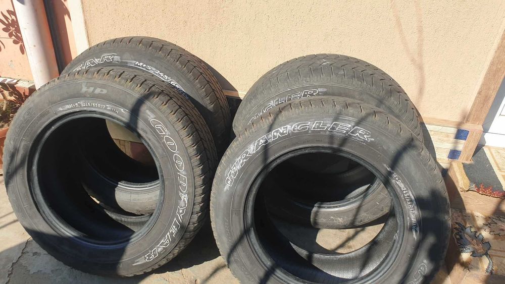 GoodYear 245 65 17