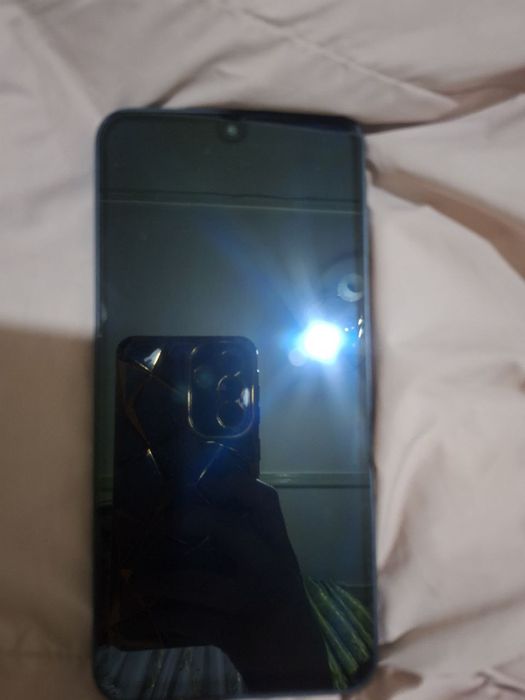 Samsung a 16 6 /128 g