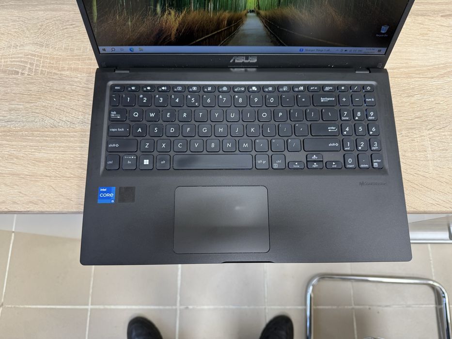 Лаптоп Asus Vivobook X1500E - 15,6”, i5, отличен