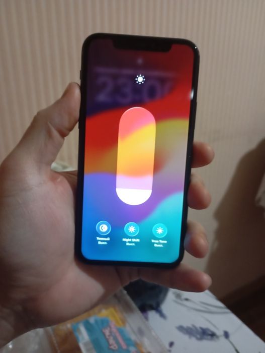 Айфон 11 про в хорошем состоянии