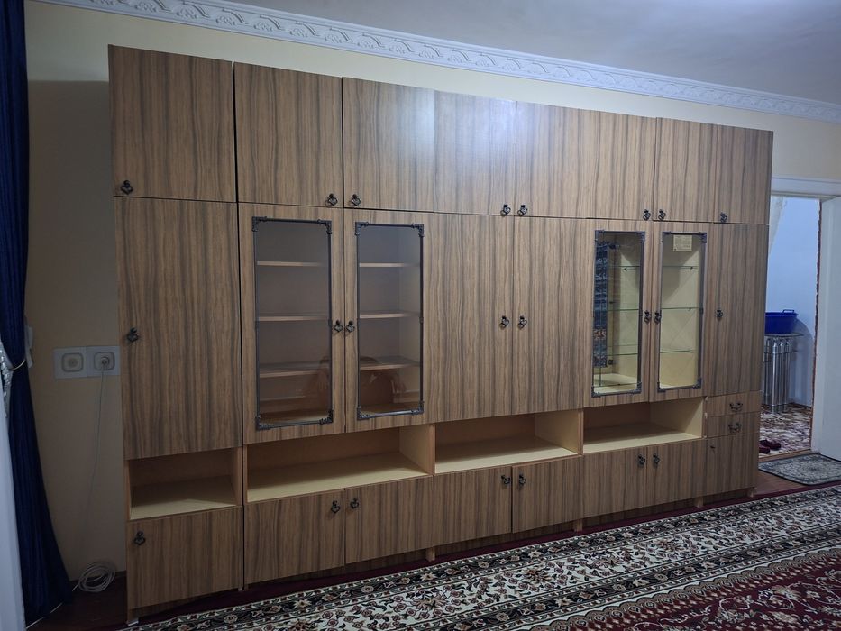 Стенка для посуди (россия)