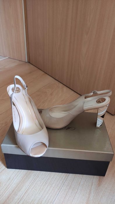 Sandale elegante din piele