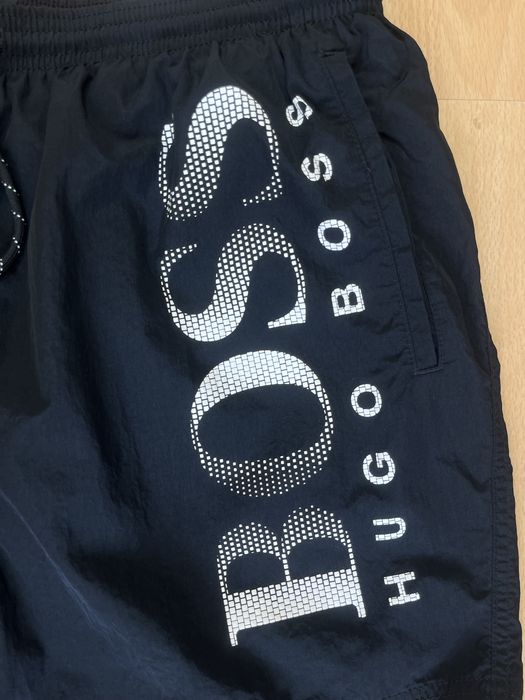 Hugo Boss мъжки плажни шорти XL