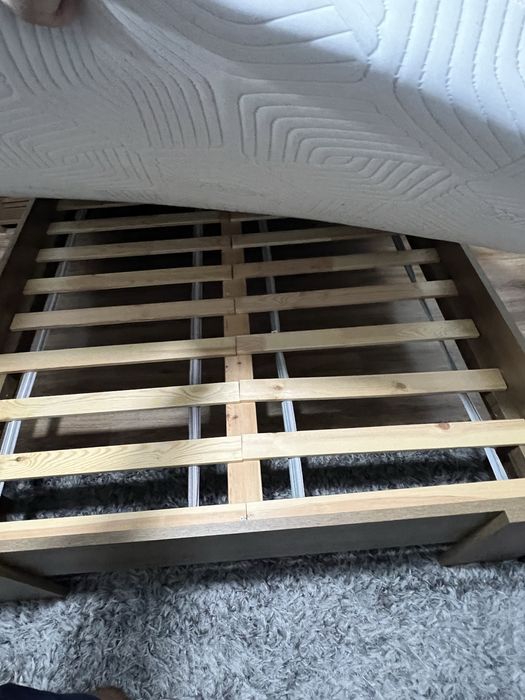 Pat Manderul 140x200 stejar salbatic+saltea+somiera