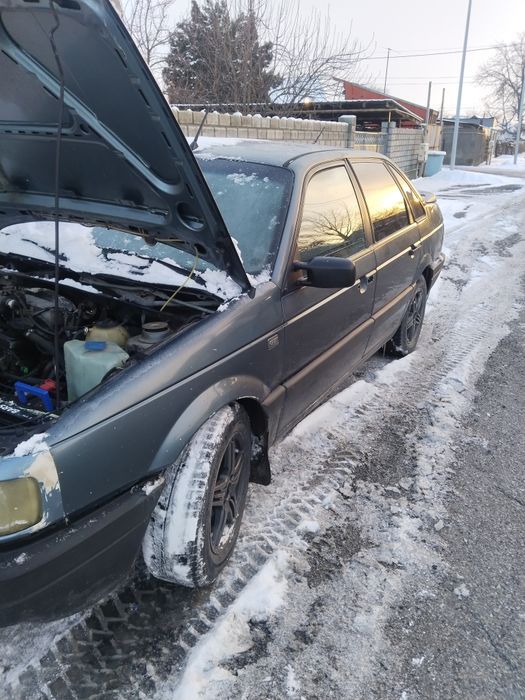 Продам пассат 1.8 инжектор