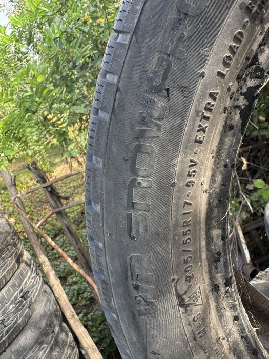 2 Anvelope de iarna 205/55R17
