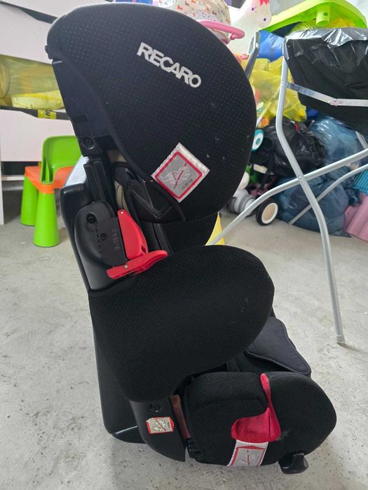 Scaun auto Recaro Young Sport cu isofix pentru copii intre 15-36kg