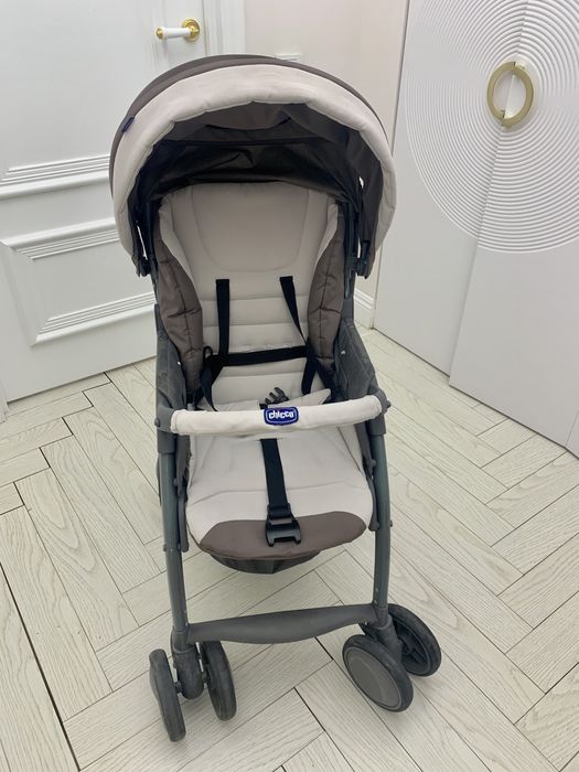 Прогулочная коляска Chicco. Астана (Нур-Султан)