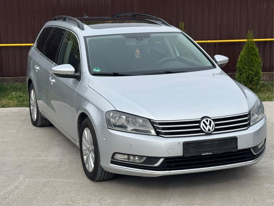 Volkswagen Passat B7 2.0 TDI Navy Panoramic Recent adus