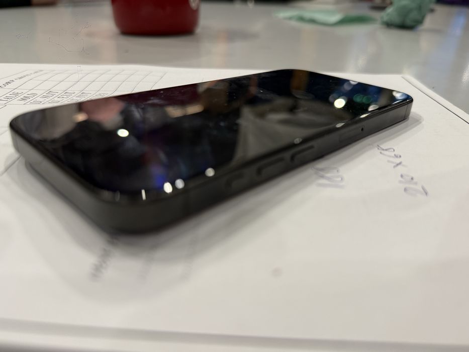 Iphone 15 pro black titanium