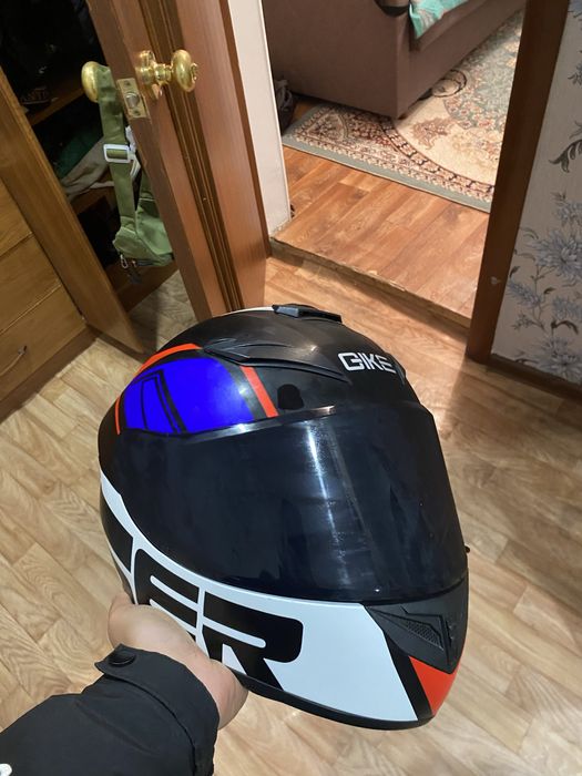 Продам мотошлем Qike Gike