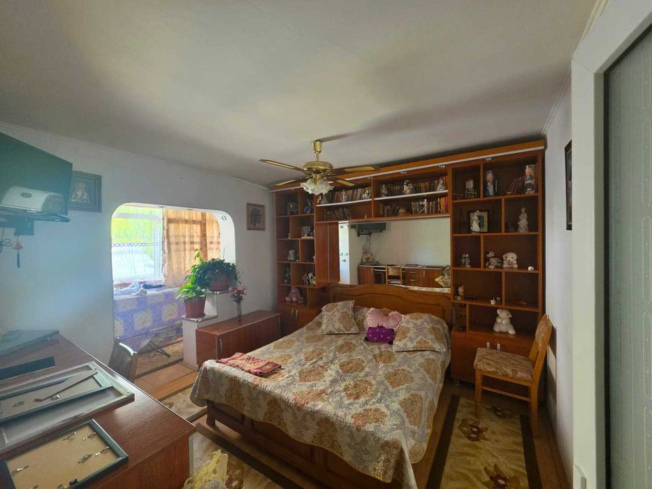 Apartament cu 3 camere