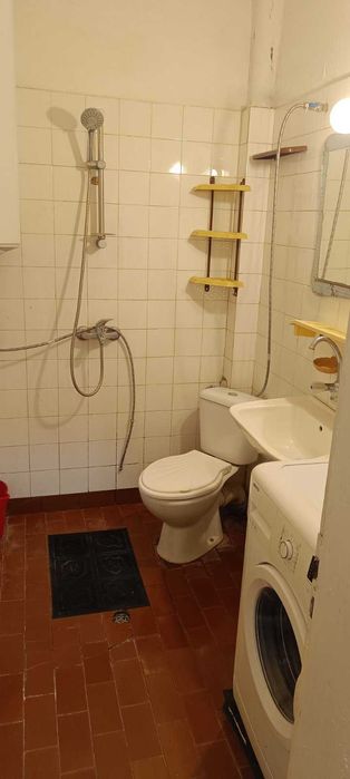 Дава се под наем Едностаен апартамент в Добрич, Център - 25 кв.м за 129.54 € - Снимка #1