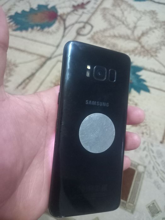 Самсунг s8 в идеальном рабочем состоянии