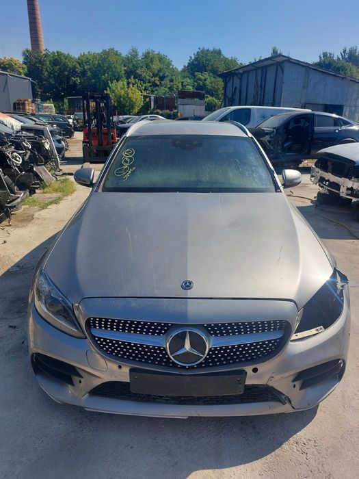 На Части: Mercedes-Benz W205 Face C220d 194 кс 2019 AMG с код 654
