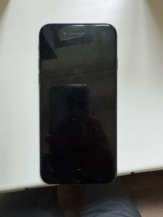 Проддам iPhone SE 64 GB