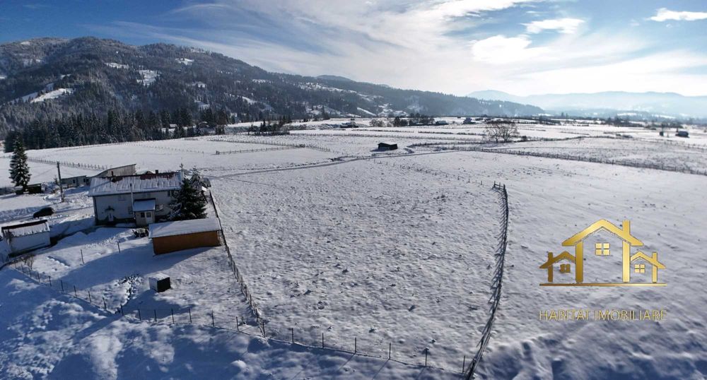 Teren la munte cu o suprafata totala de 2.000 mp, format din 2 PARCELE