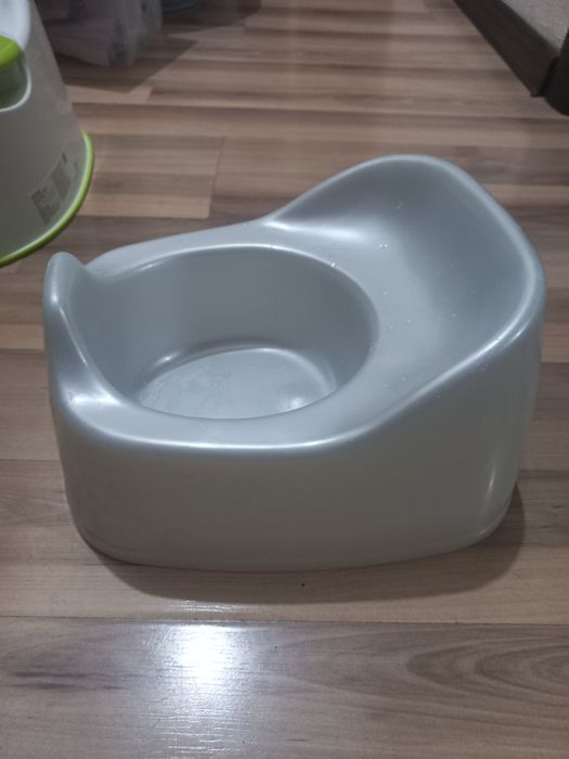 Продам горшок Пластишка