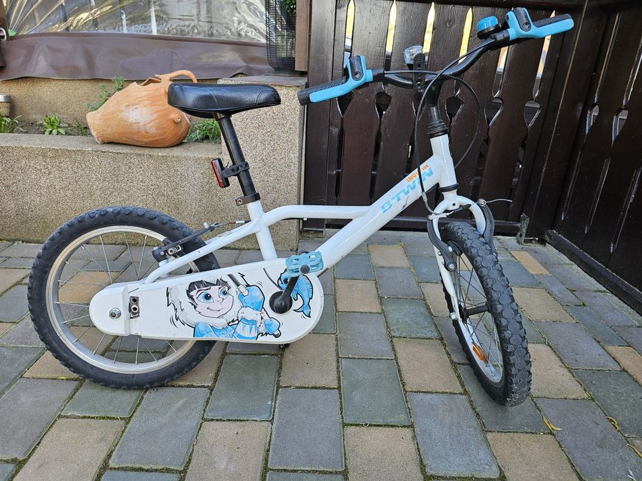 Bicicleta copii 4 - 7 ani