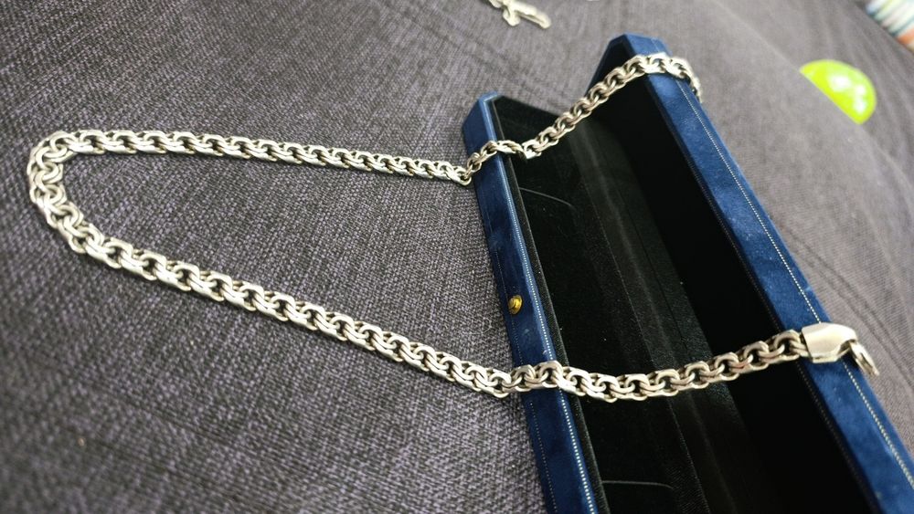 Продам цепь серебро