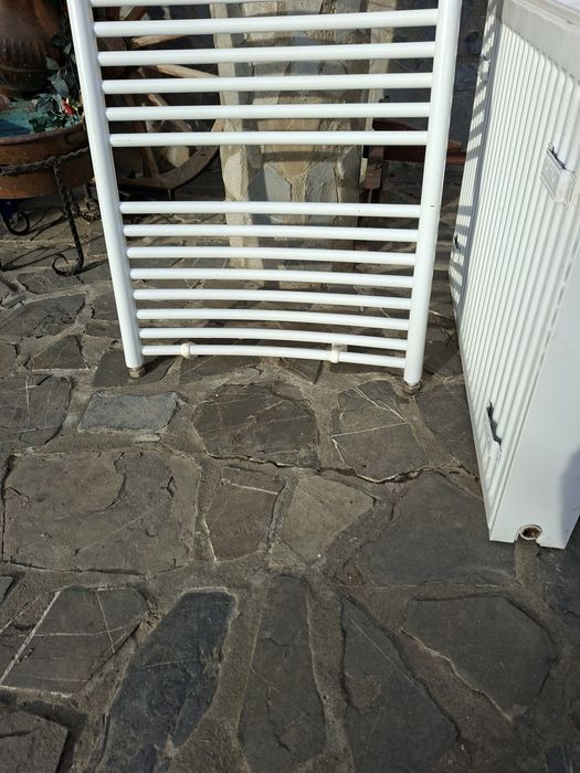 Vind calorifer curbat baie Radox Round  1800 x 600 mm