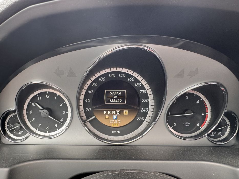 Mercedes-Benz Е220 CDI Coupè