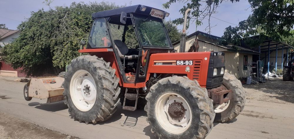 Tractor Fiat Geotec 88 93
