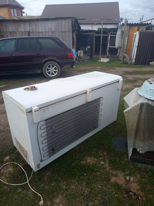 Продам ларец морозильная камера