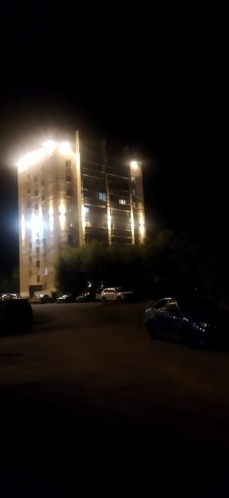 Продам квартиру 3 комнатную