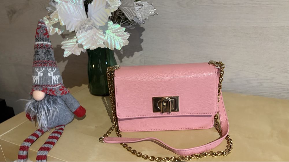 Furla модел  1927